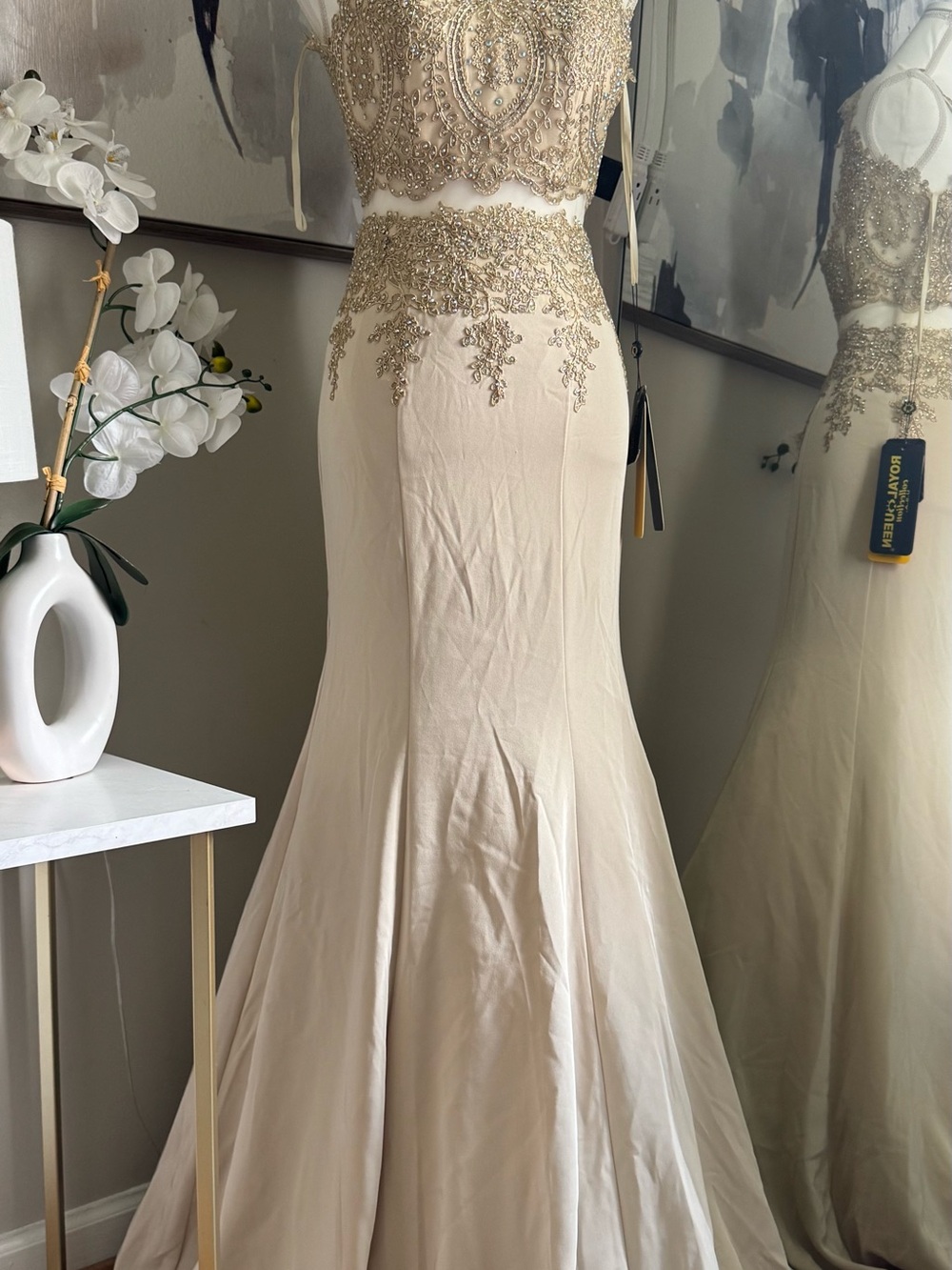 Elegant Cream Beaded Mermaid Evening Dress